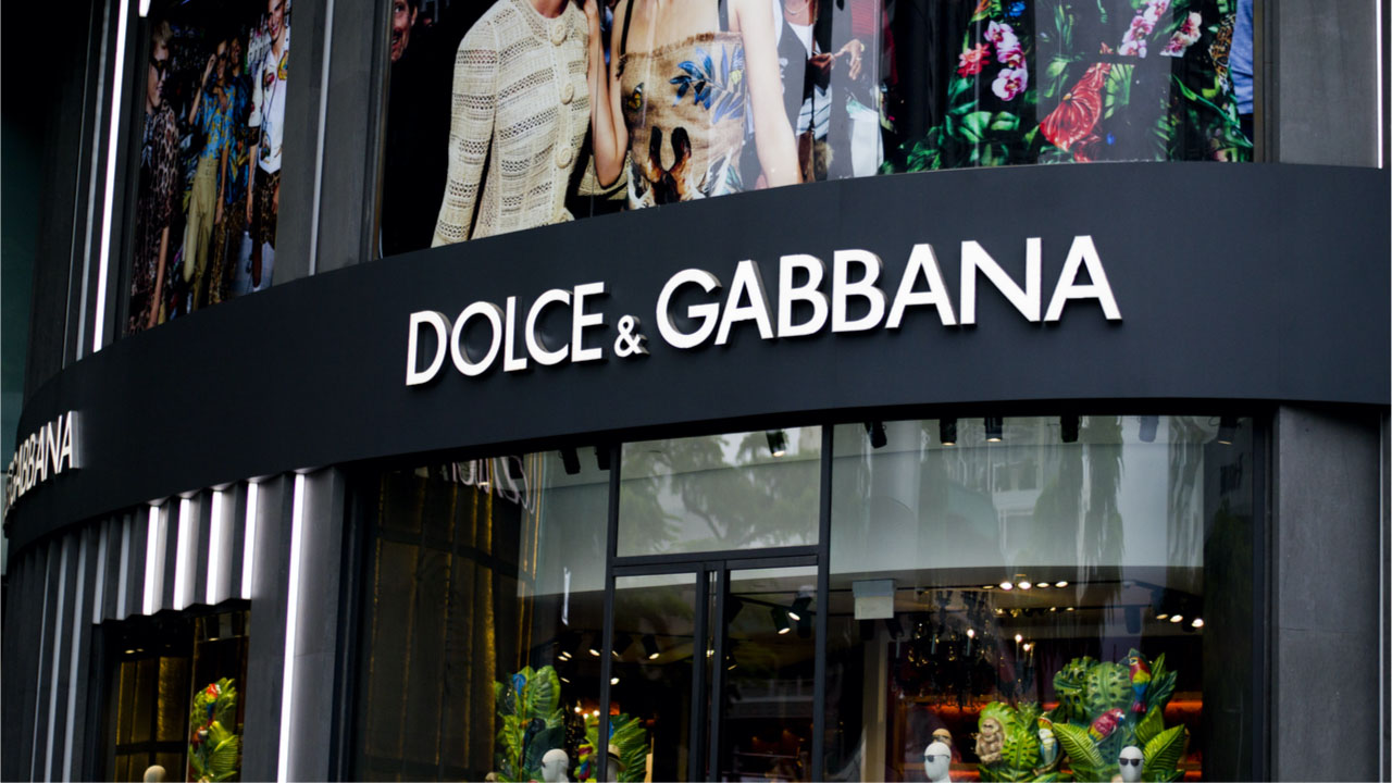 italian luxury fashion house dolce gabbana sells nft collection for 5 7 million Kbem5J