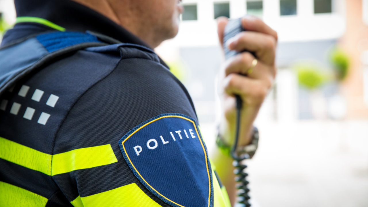 dutch police 2MPAnK